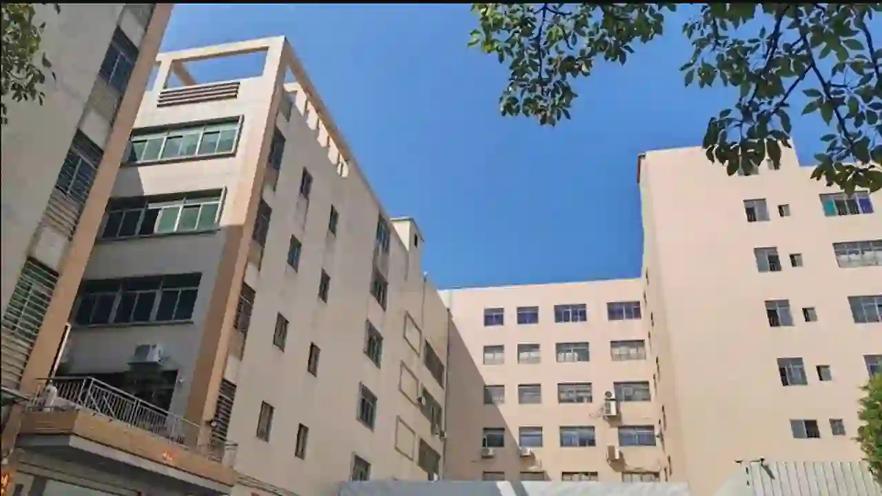 Shenzhen Qihang Lighting manufacturing campus exterior